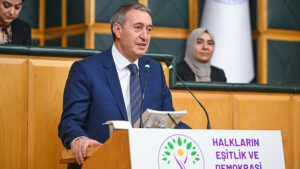 DEM Partili Bakırhan’dan Bahçeli’ye: Kürtlere akıl vermekten vazgeç