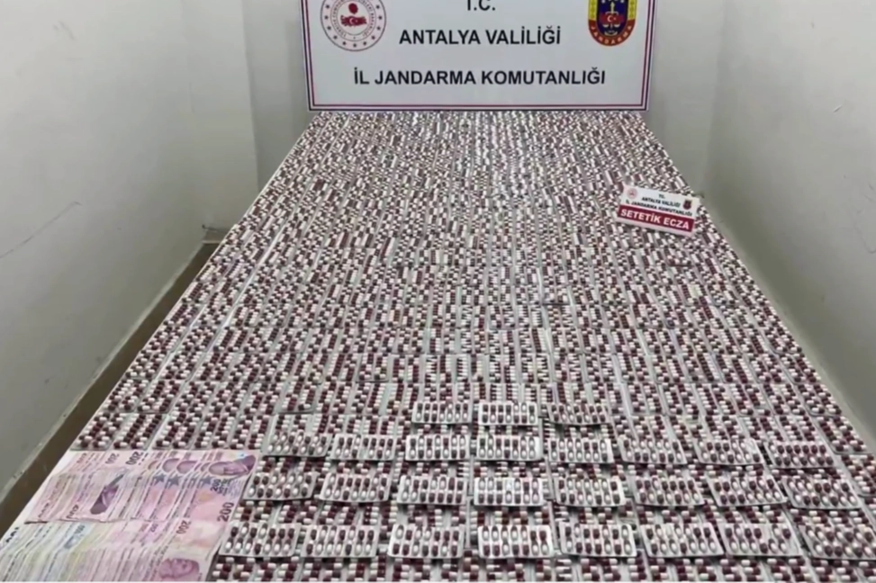 25 ilde uyuşturucu satıcılarına dev operasyon… 3 milyon hap ve kilolarca madde yakalandı