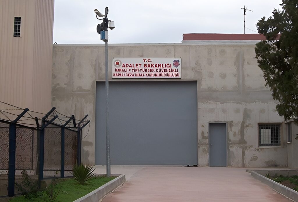 İmralı’da Yeni Yapı İddiası: DEM Parti’den Açıklamalar, “Statü” Tartışması Gündemde