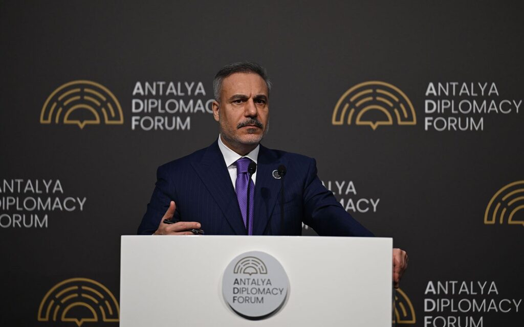Hakan Fidan’dan Antalya Diplomasi Forumu’nda Küresel Kriz ve Ateşkes Mesajı