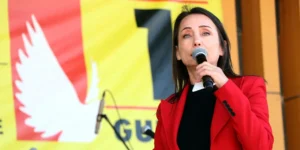 Hatimoğulları’ndan 1 Mayıs’ta Süreç Mesajı: “Tıkanıklıklar Var Ama Barış Nehri Mutlaka Akacak”