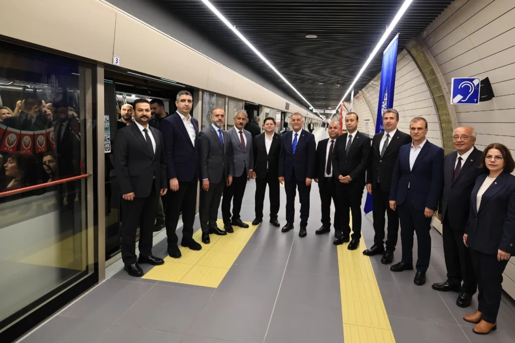 Anadolu Yakası’na dev ulaşım yatırımı… Sultanbeyli Metrosu hizmete açıldı