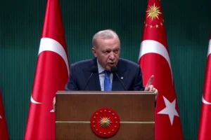 Kabine sonrası kritik açıklamalar… İhracatta rekor, Avrupa yol ayrımında, bayram tatili 9 gün oldu