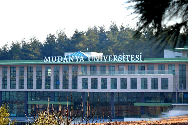 Mudanya Üniversitesi’nde ‘Uzaktan Eğitim Merkezi’ kuruldu