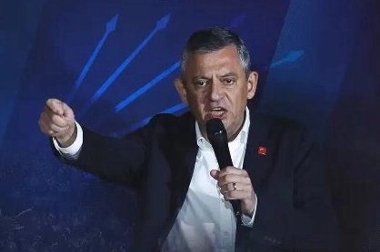 CHP’ye destek ve dayanışma ziyaretleri sürüyor… Özgür Özel: Asla teslim olmayacağız