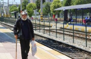 Kimyagerdi, Şirket Sahibi Oldu, Evsiz Kaldı: Yüzde 82 Engelli Ali Bektaş Trenlerde Yaşam Mücadelesi Veriyor