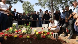 Mehdi Zana Diyarbakır’da son yolculuğuna uğurlandı