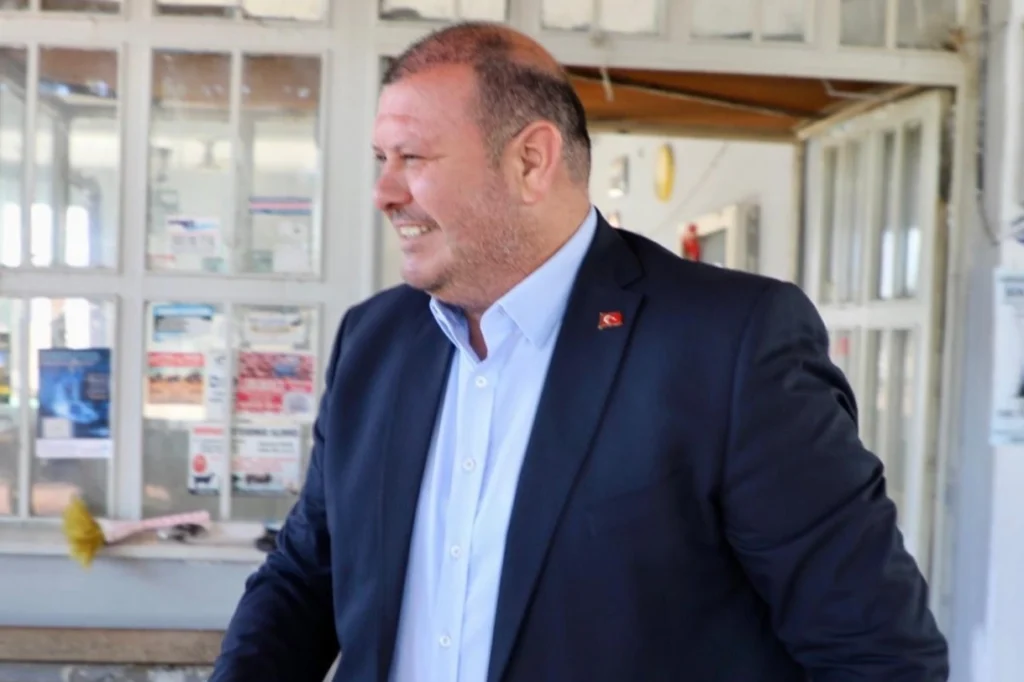 CHP, Menderes Belediye Başkanı İlkay Çiçek’i kesin ihraç talebiyle disipline sevk etti