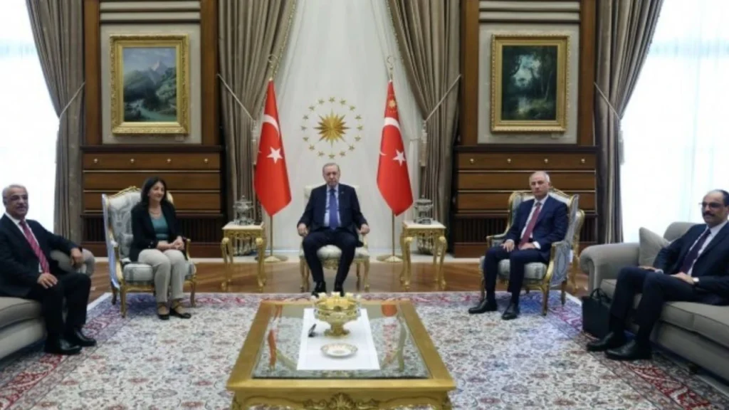 DEM Parti Heyeti Erdoğan’la Görüştü: “Sürecin Kararlılıkla Sürdürüleceği Teyit Edildi”