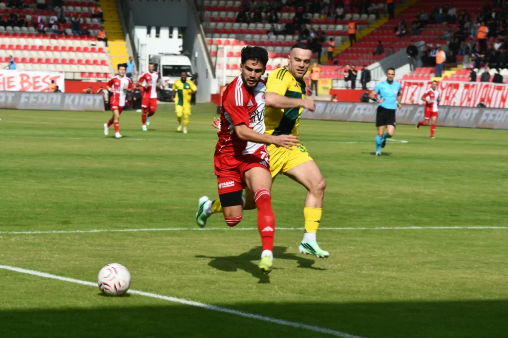 Batman Petrolspor’dan Tarihi Geri Dönüş! 90+2’de Gelen Gol Galibiyeti Getirdi