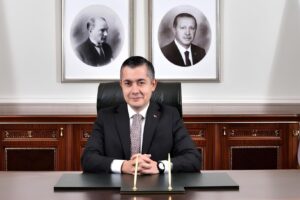 Esenyurt Kayyumu Can Aksoy Görevden Alındı: Yerine Ulaş Akhan Atandı