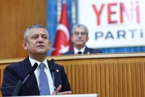 Özgür Özel’den Mehmet Uçum’a seçim tepkisi: “Bu bir hadsizlik”