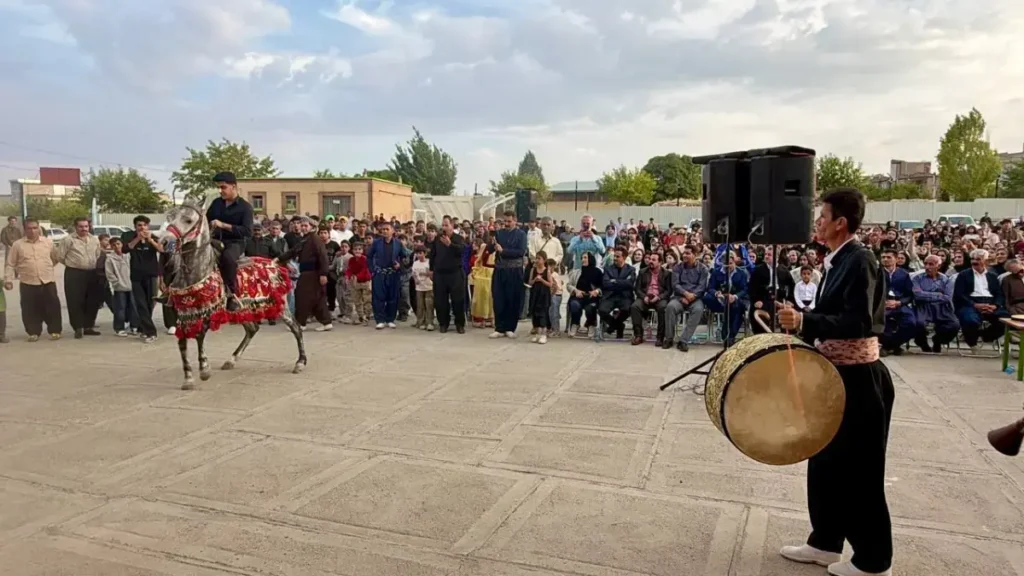 4. Kürt Ezgileri Festivali Zerrine’de Düzenlendi: Kürt Müziği Yaşatılıyor