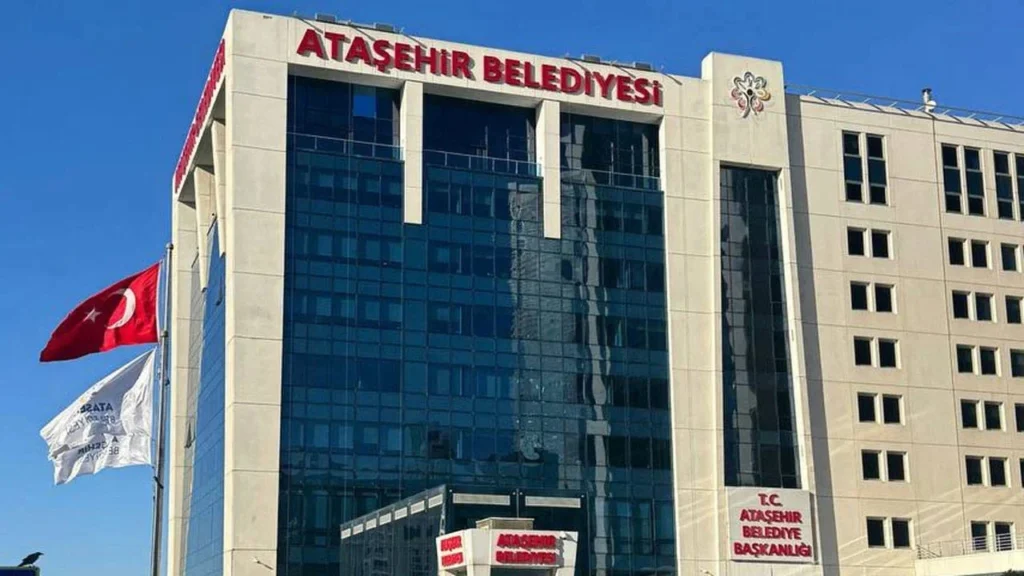 Ataşehir Belediyesi AKP’ye Geçti