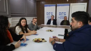 Tuncer Bakırhan’dan Basına Sansür Tepkisi: “Sistem Basınla Barışmalı”